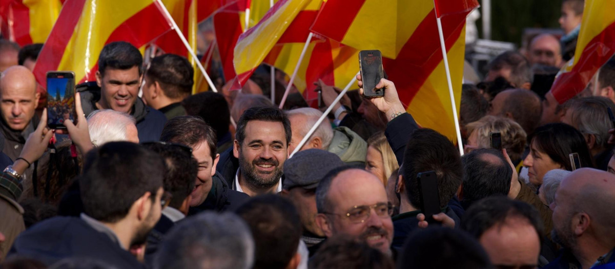 Núñez lamenta que Page siga permitiendo que Sánchez gobierne y reclama que rompa "de una vez con el sanchismo"

Sebastián Hipperdinger / Europa Press
30/11/2025