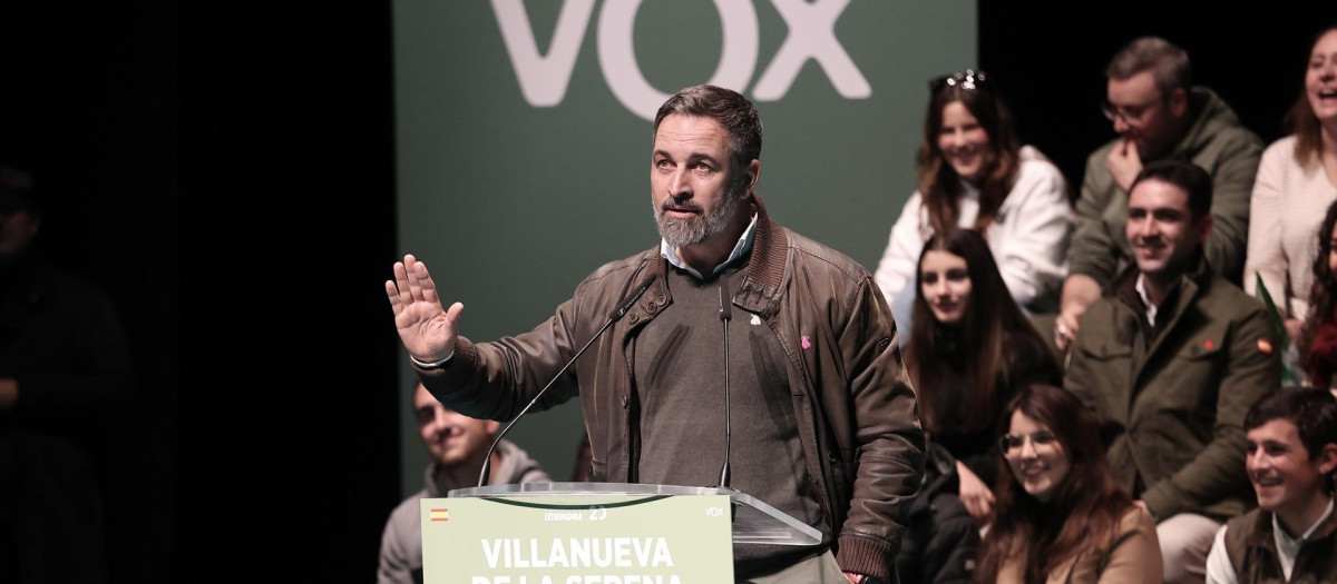 Santiago Abascal, en un mitin en Villanueva de la Serena