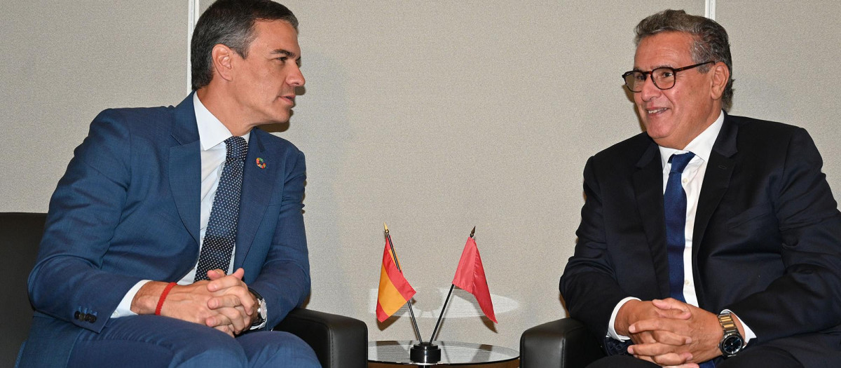 Un encuentro anterior entre Pedro Sánchez y el primer ministro marroquí, Aziz Akhannouch