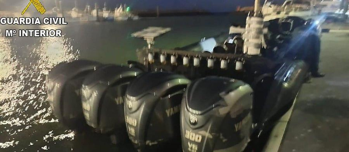 La lancha incautada por la Guardia Civil en Bonanza