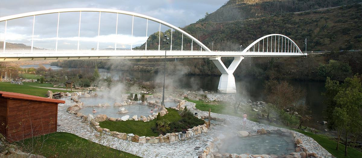 Termas de Outariz y Burgas de Canedo.