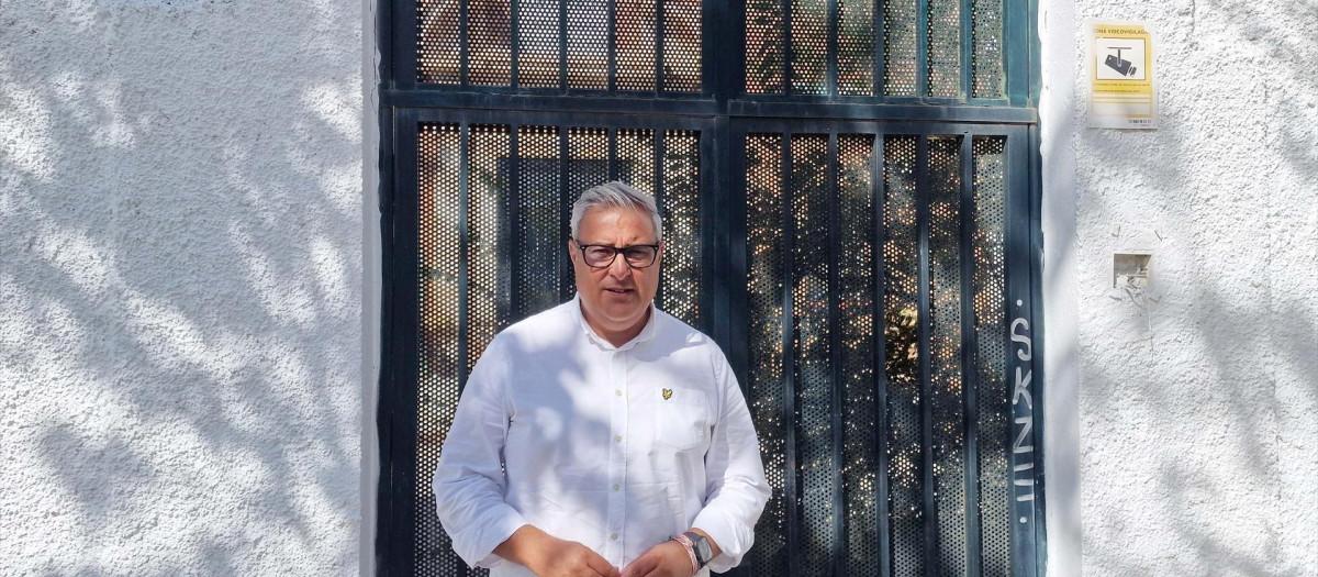 (Foto de ARCHIVO)
El diputado Antonio Navarro en el centro de San Francisco de Asís de Torremolinos

REMITIDA / HANDOUT por PSOE EN LA DIPUTACIÓN DE MÁLAGA
Fotografía remitida a medios de comunicación exclusivamente para ilustrar la noticia a la que hace referencia la imagen, y citando la procedencia de la imagen en la firma
18/9/2023