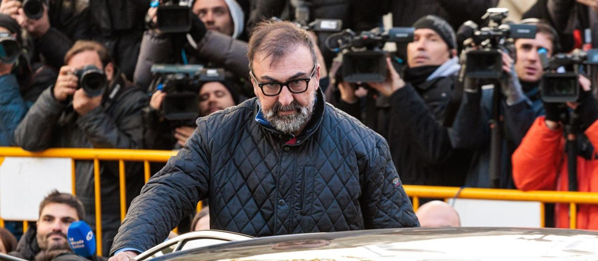 El exasesor Koldo García a su llegada al Tribunal Supremo, a 27 de noviembre de 2025, en Madrid