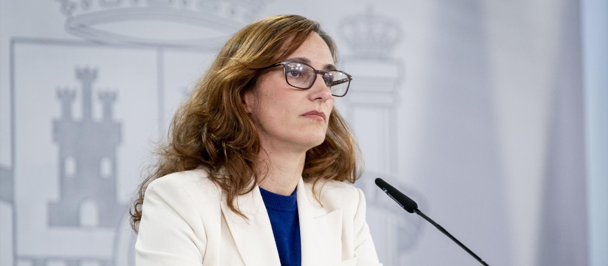 La ministra de Sanidad, Mónica García