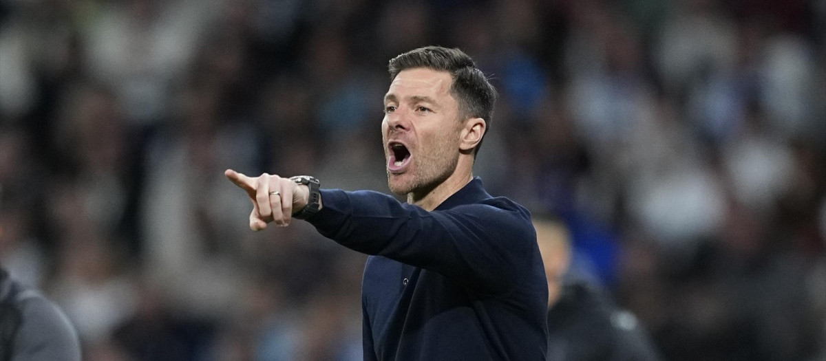 Xabi Alonso está en una situación comprometida en el Real Madrid