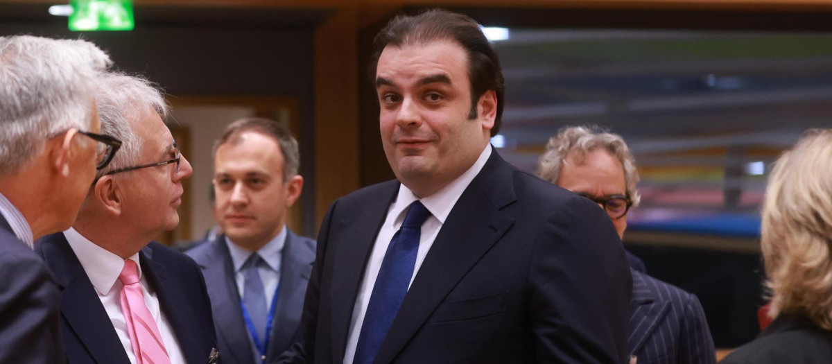 El ministro de Finanzas griego, tras ser elegido presidente del Eurogrupo