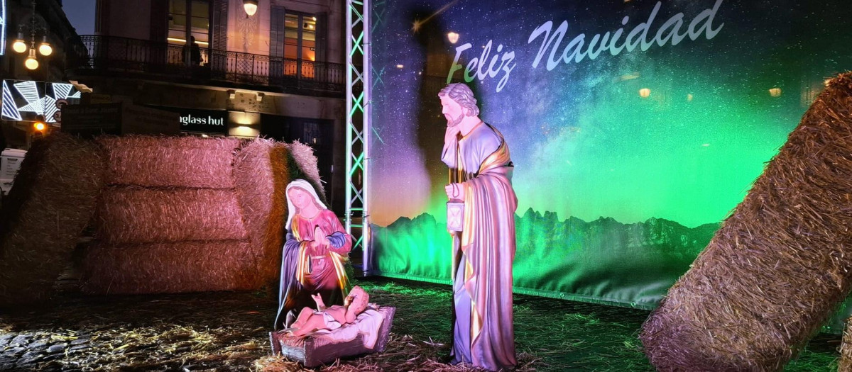 El pesebre instalado por Vox en la plaza Sant Jaume de Barcelona