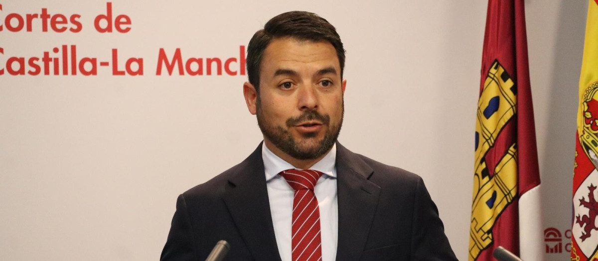 (Foto de ARCHIVO)
El portavoz del Grupo Parlamentario Vox en las Cortes de Castilla-La Mancha, Iván Sánchez

REMITIDA / HANDOUT por VOX
Fotografía remitida a medios de comunicación exclusivamente para ilustrar la noticia a la que hace referencia la imagen, y citando la procedencia de la imagen en la firma
27/5/2025