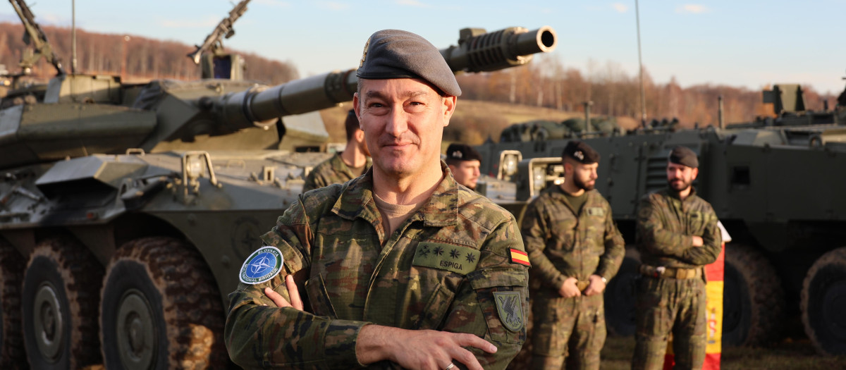 El coronel Ángel José Espiga Gómez, jefe del regimiento de Farnesio