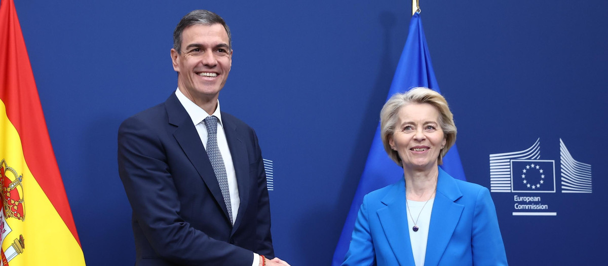 Sánchez y Von der Leyen en una foto de archivo