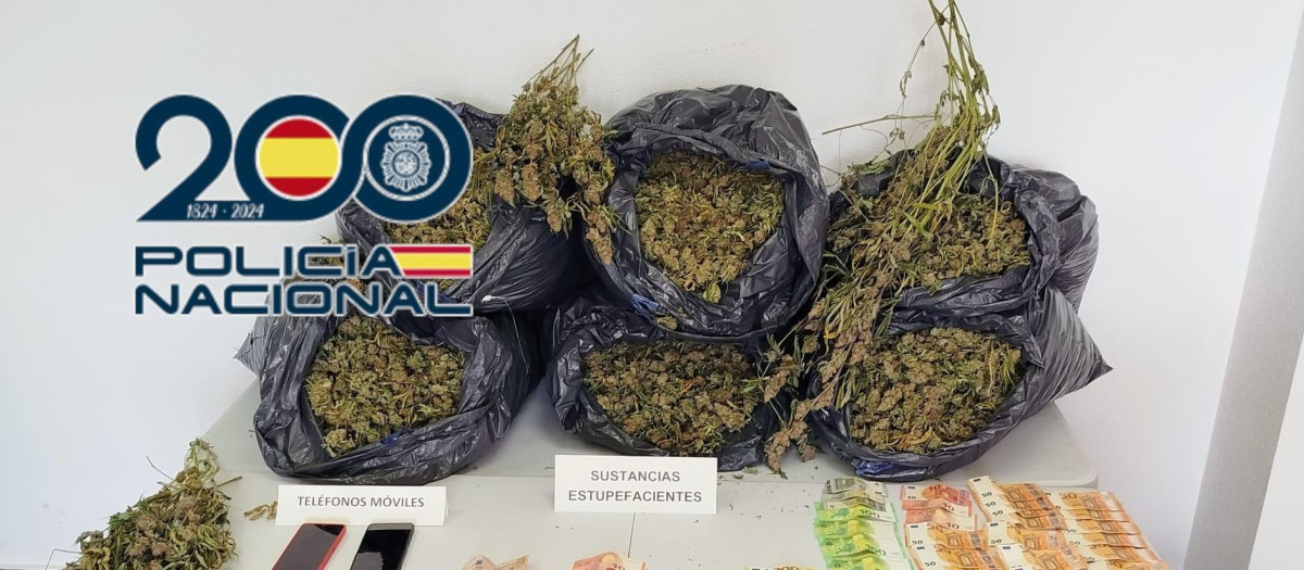 Imagen de parte de la droga intervenida por la Policía Nacional