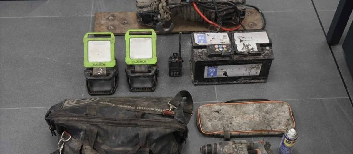 Efectos intervenidos por la Policía tras detener a un hombre en Cuenca por robo de cobre