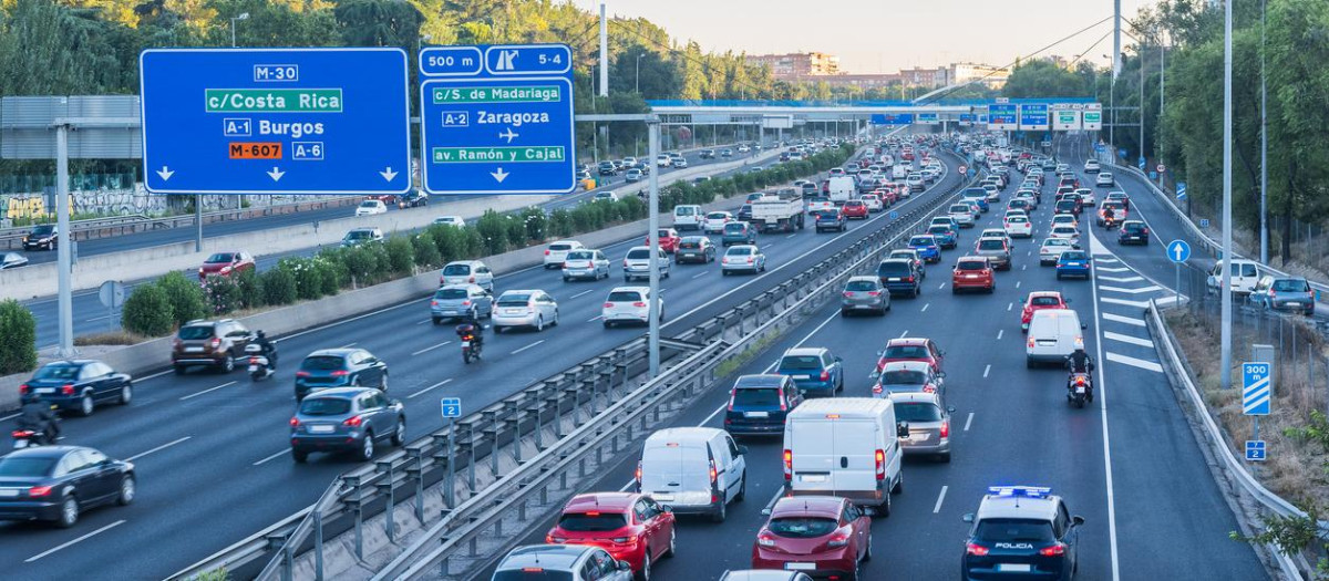 Tráfico en la M-30, en Madrid