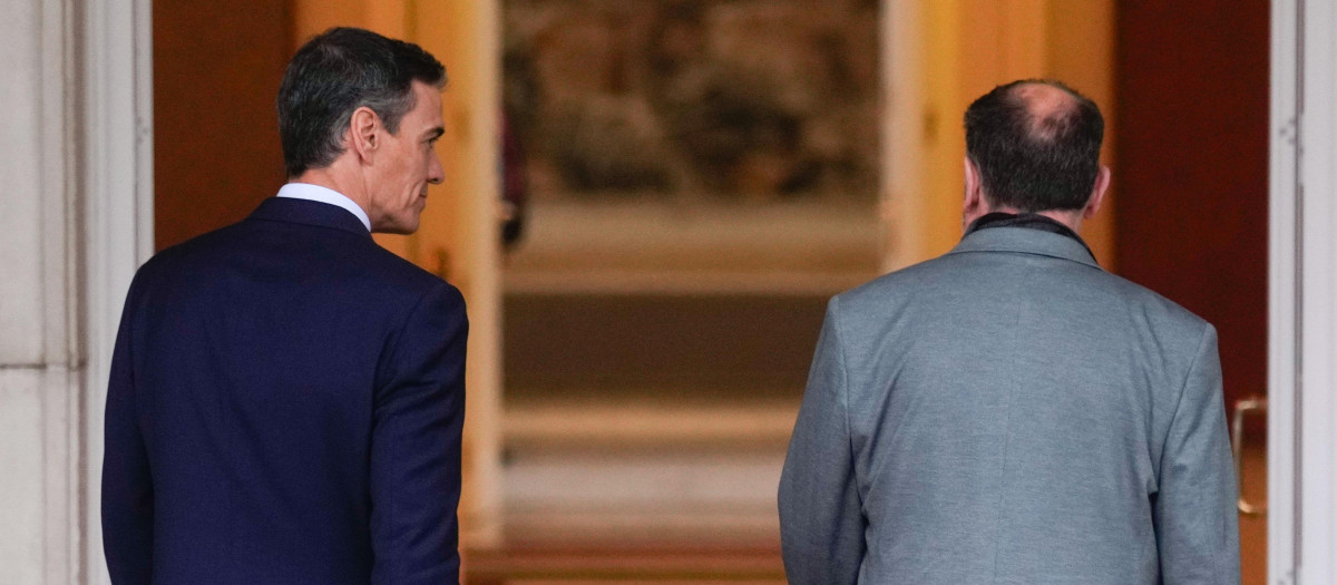 Pedro Sánchez y Oriol Junqueras, el pasado jueves entrando en la Moncloa