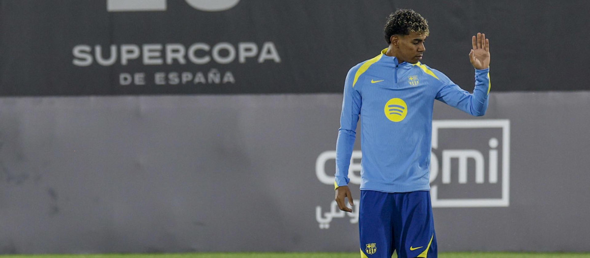 Lamine Yamal, en un entrenamiento previo a la final de la Supercopa de España