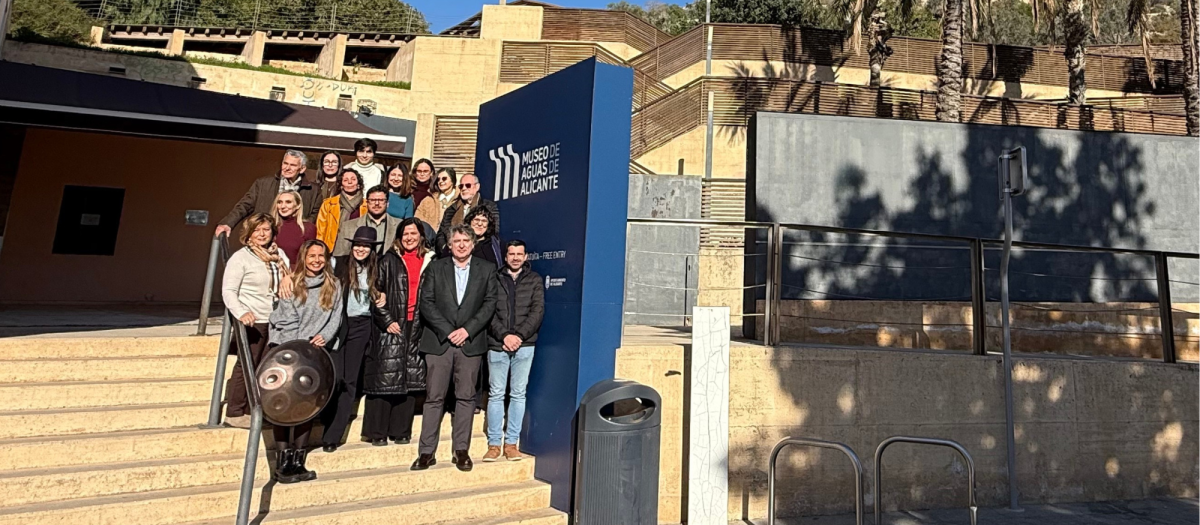 Imagen de la presentación de la agenda cultural del Museo Aguas de Alicante 2026