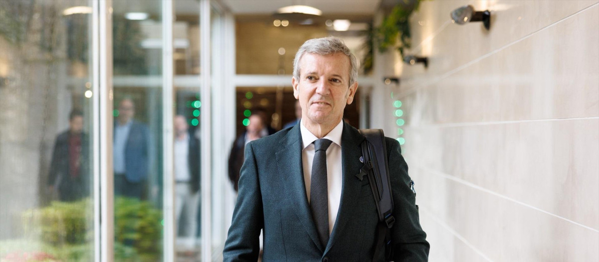 Rueda, en los pasillos de San Caetano antes del Consejo

REMITIDA / HANDOUT por DAVID CABEZÓN @ XUNTA
Fotografía remitida a medios de comunicación exclusivamente para ilustrar la noticia a la que hace referencia la imagen, y citando la procedencia de la imagen en la firma
12/1/2026