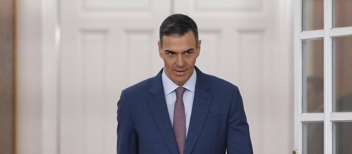 El presidente del Gobierno, Pedro Sánchez, este lunes en la Moncloa