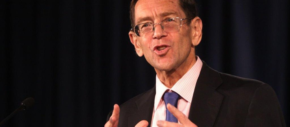 Bruce Fein, abogado estadounidense que se ofreció a defender a Nicolás Maduro