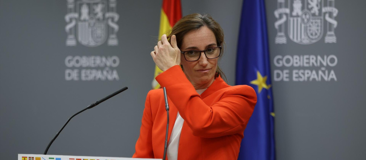 La ministra de Sanidad, Mónica García