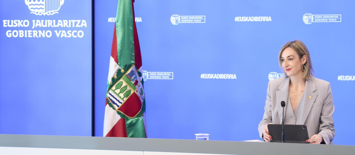 La portavoz del Gobierno Vasco, María Ubarretxena