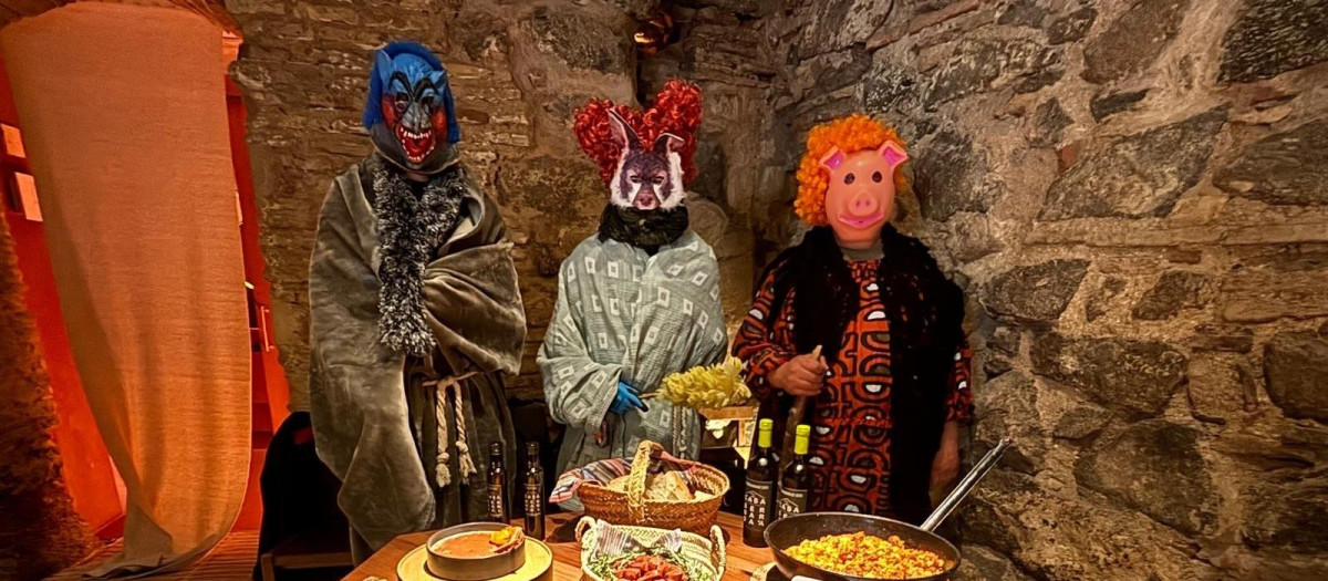 Presentación de la Fiesta de San Antón de Gálvez.

REMITIDA / HANDOUT por AYUNTAMIENTO
Fotografía remitida a medios de comunicación exclusivamente para ilustrar la noticia a la que hace referencia la imagen, y citando la procedencia de la imagen en la firma
15/1/2026