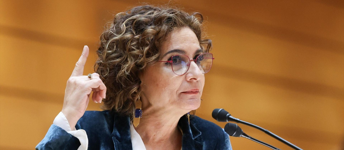 La vicepresidenta primera y ministra de Hacienda, María Jesús Montero.