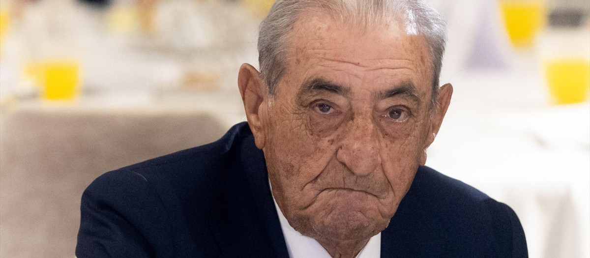 El presidente de Globalia y de Air Europa, Juan José Hidalgo, durante un desayuno informativo de Nueva Economía Fórum, en el Hotel Four Season, este viernes