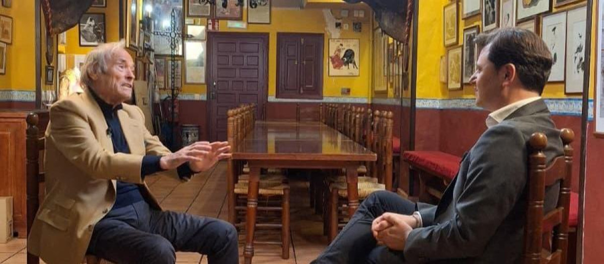 Imagen de la entrevista a Julián García en el programa taurino 'La plaça' de À Punt