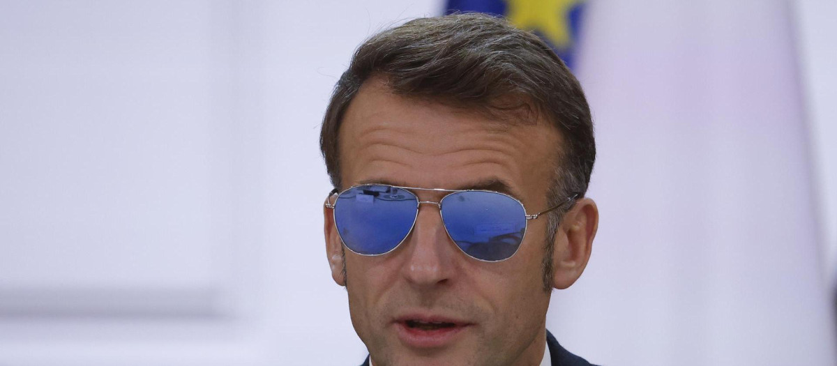 El presidente francés, Emmanuel Macron, habla durante una reunión sobre el futuro institucional de Nueva Caledonia