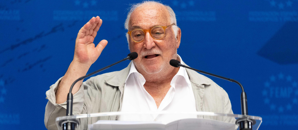 Pere Navarro es un valor seguro, en sus ruedas de prensa no faltan titulares