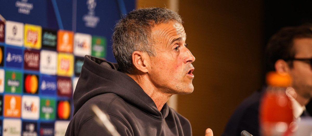 Luis Enrique, en una rueda de prensa con el PSG