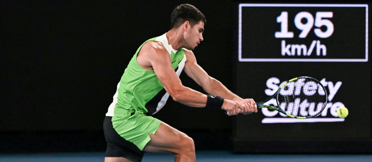 Carlos Alcaraz, en la primera ronda del Open de Australia 2026