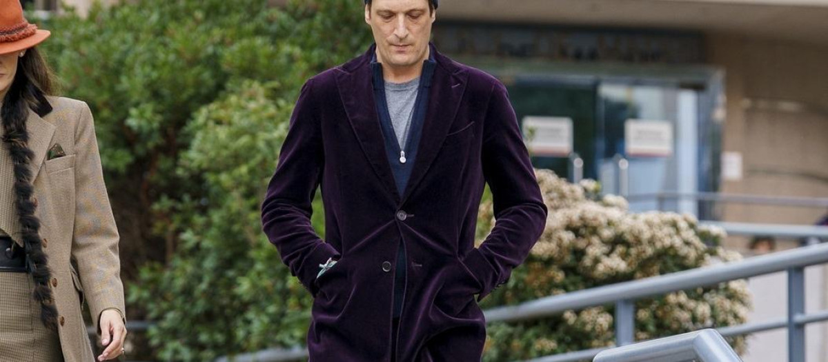 Luis Medina saliendo de la Audiencia Provincial de Madrid