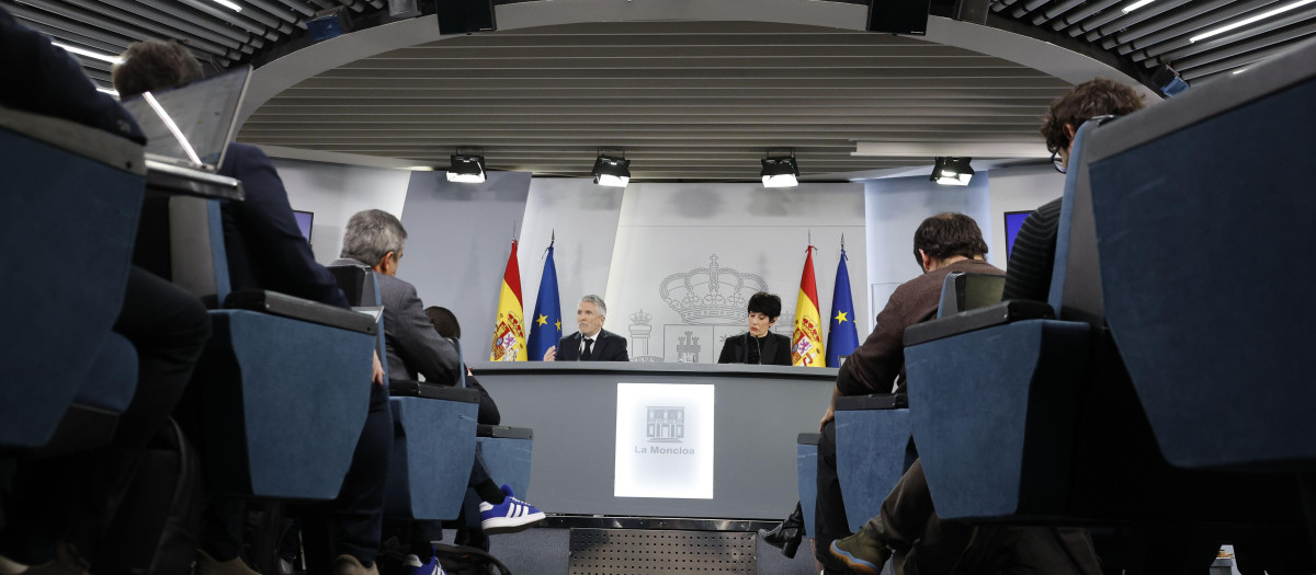 La rueda de prensa de este martes de luto oficial en la Moncloa