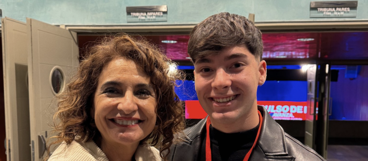 Borja López, junto a María Jesús Montero