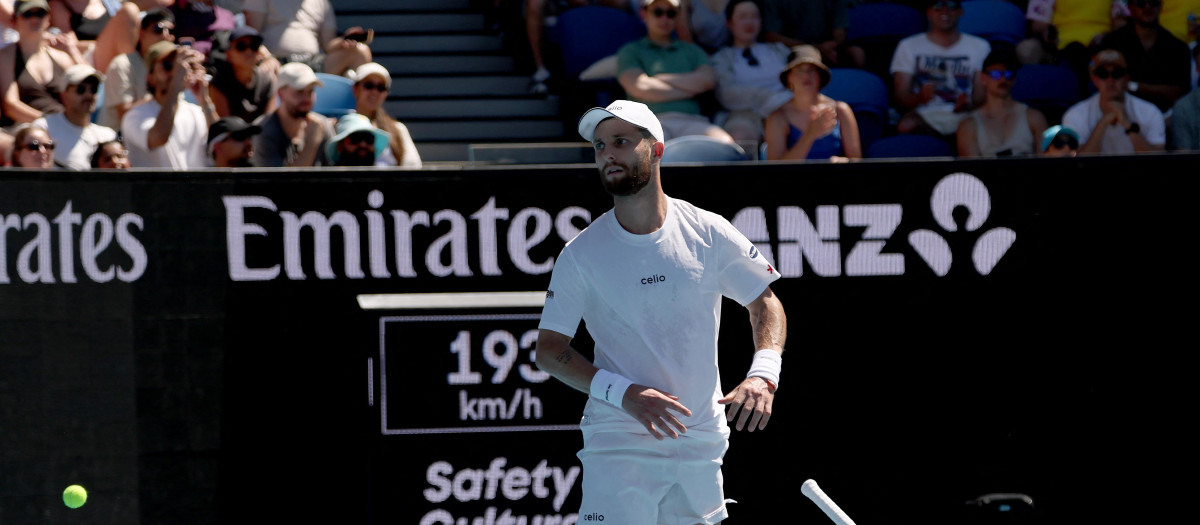 Corentin Moutet celebra su victoria en la segunda ronda del Open de Australia
