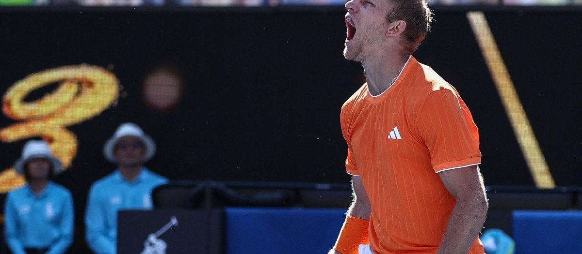 Alejandro Davidovich Fokina celebra la victoria ante Reilly Opelka