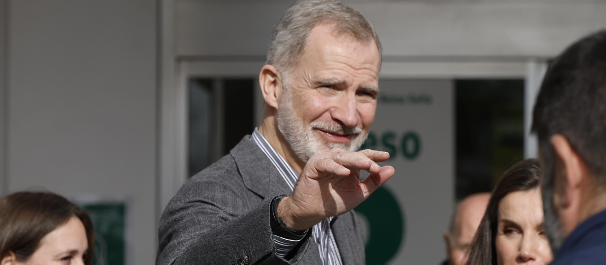 Spanish King Felipe VI  during a visit to Reina Sofia Hospital after Adamuz  railway / train accident in Cordoba on Tuesday, 20 January 2026.