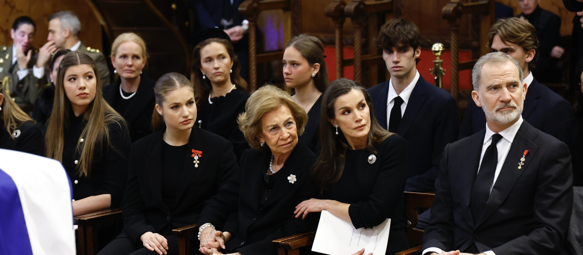 El rey Felipe VI, la reina Letizia, la reina Sofía, la princesa Leonor y la infanta Sofía asisten a la misa por la princesa Irene de Grecia en la Catedral de Atenas, Lunes 19 de Enero de 2026