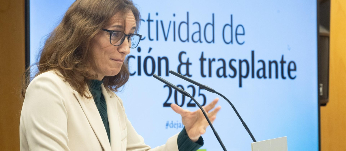 La ministra de sanidad, Mónica García