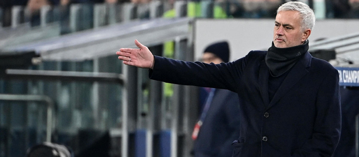 José Mourinho, durante el Juventus - Benfica del pasado miércoles