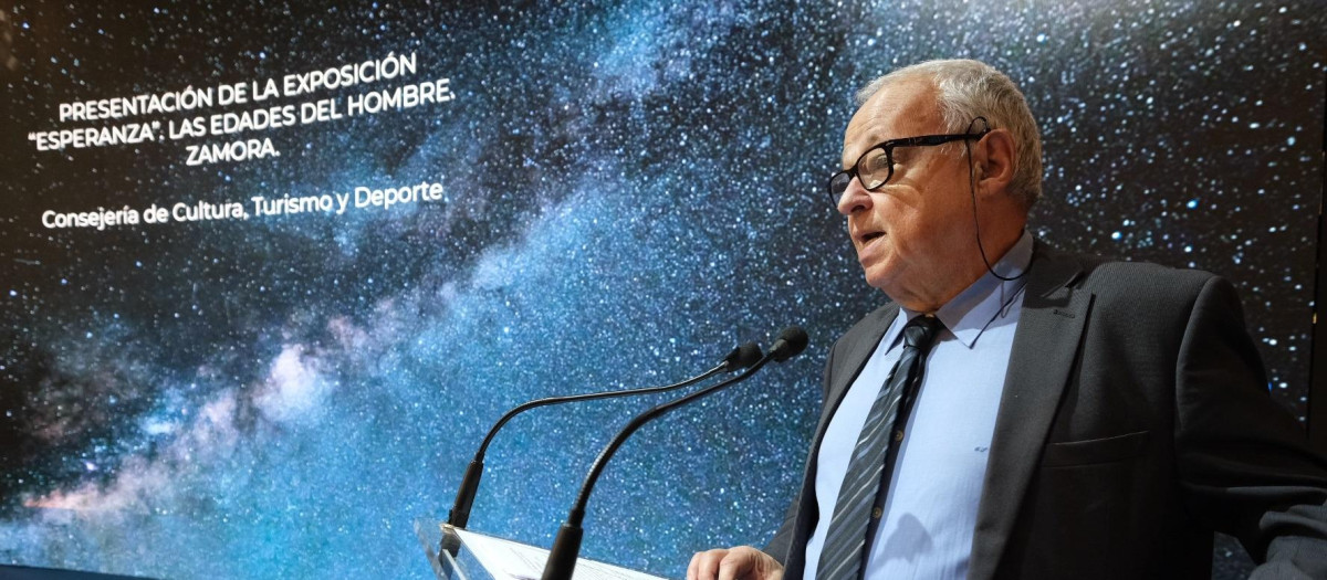 El consejero de Cultura, Turismo y Deporte, Gonzalo Santonja, presenta 'EsperanZa en Fitur.

REMITIDA / HANDOUT por JCYL
Fotografía remitida a medios de comunicación exclusivamente para ilustrar la noticia a la que hace referencia la imagen, y citando la procedencia de la imagen en la firma
22/1/2026