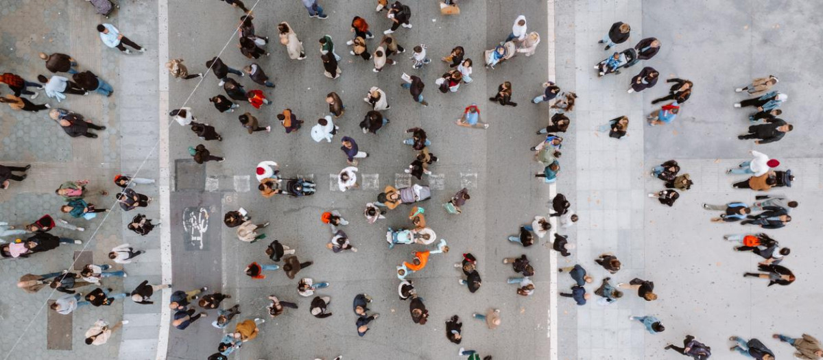 Vista aérea de un paso de peatones