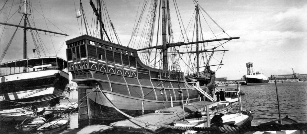 La réplica de la Santa María de Barcelona