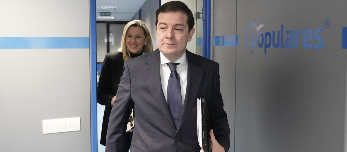 El presidente del Partido Popular de Castilla y León, Alfonso Fernández Mañueco, y la vicepresidenta, Isabel Blanco