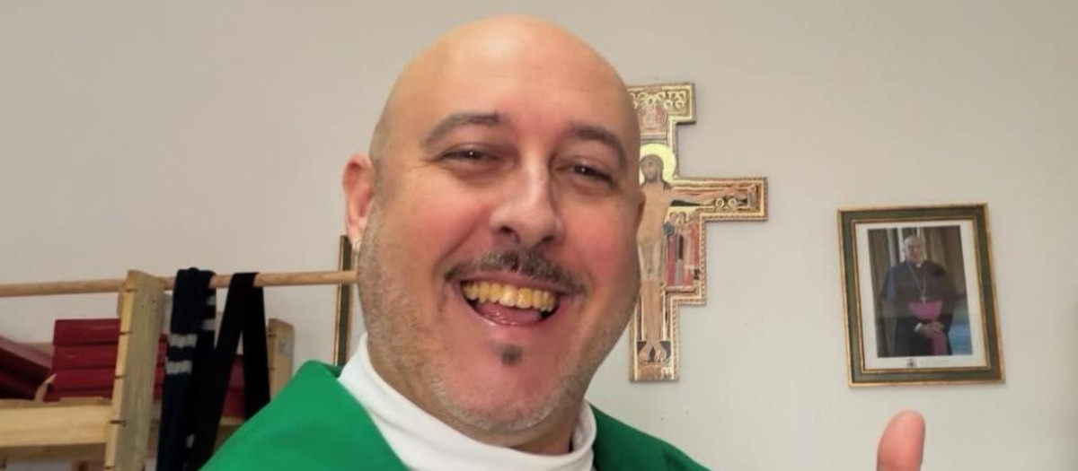 Imagen de Mossen Voro, cura de Alfafar que comparte su fe en redes sociales