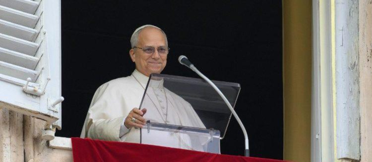 El Papa León XIV durante el rezo del Ángelus en el Vaticano
