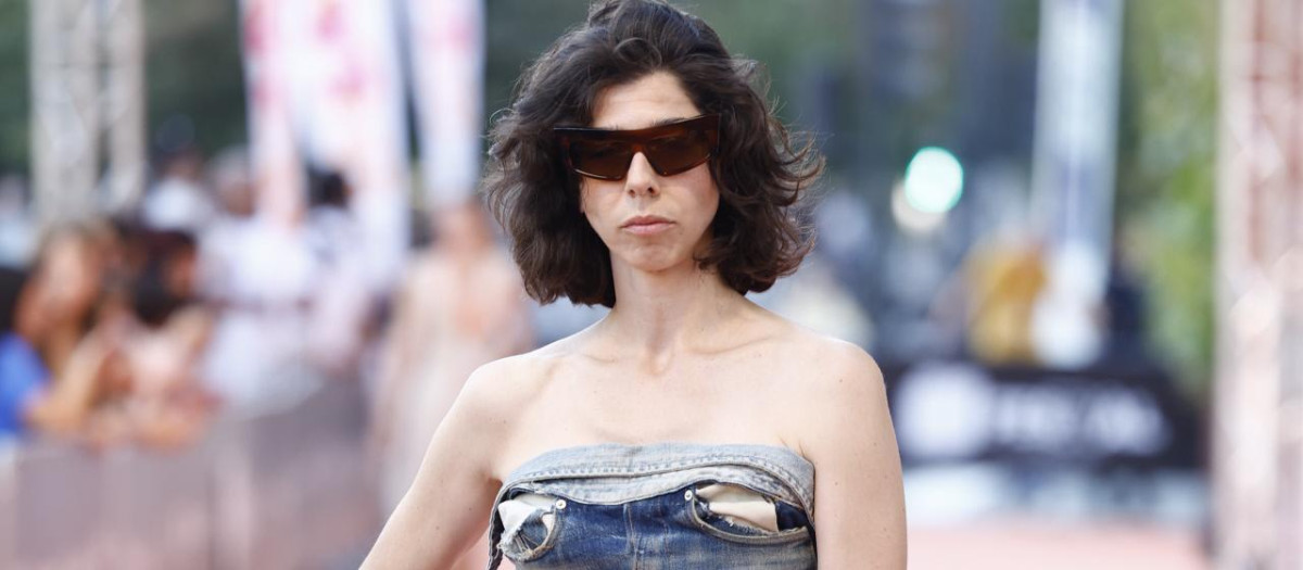 Julia de Castro  en la presentacion de Porquita Fe en Vitoria