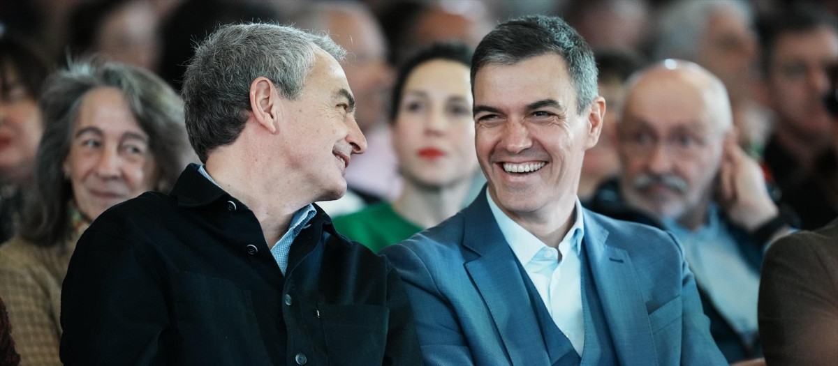 José Luis Rodríguez Zapatero y Pedro Sánchez, en un homenaje al primero en Bilbao